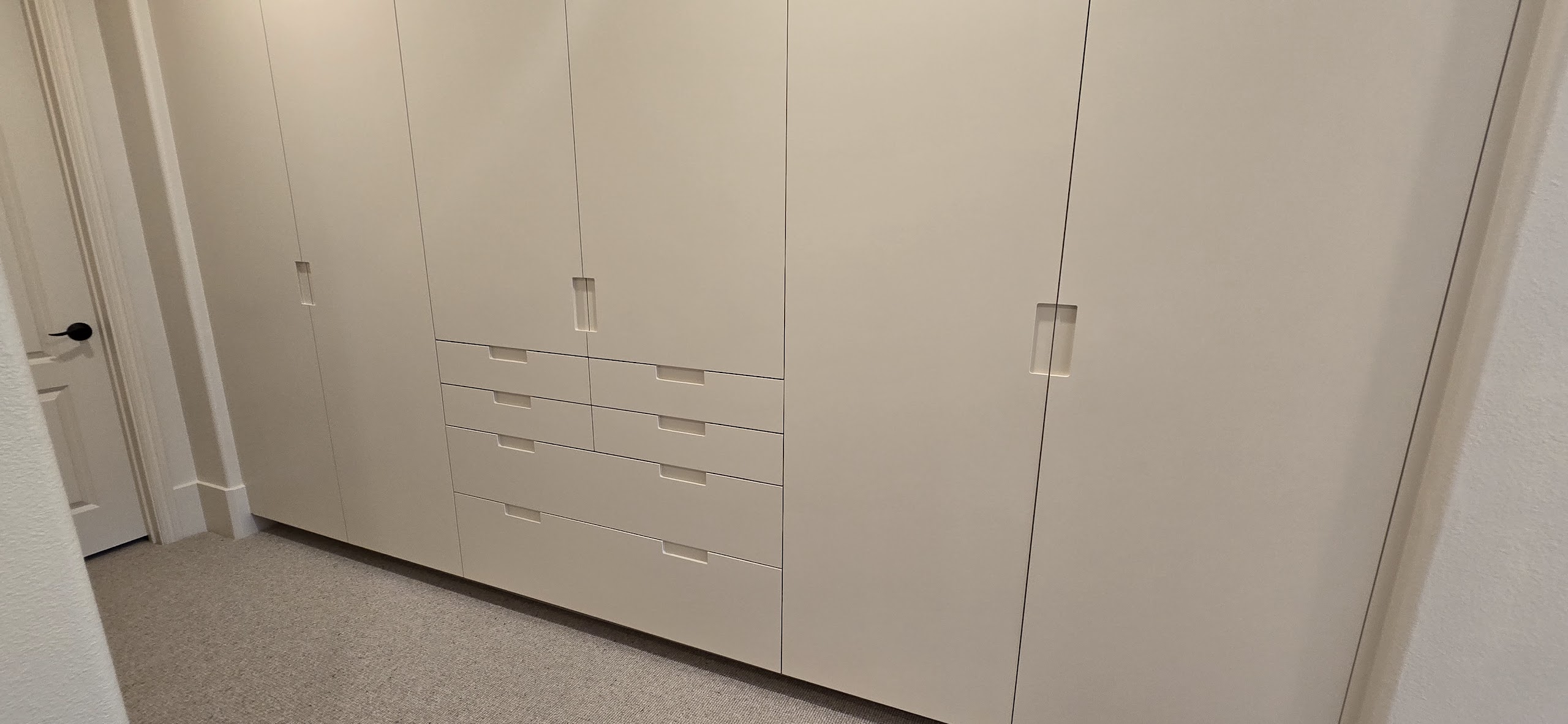 Luxe Stone Closet Cabinetry